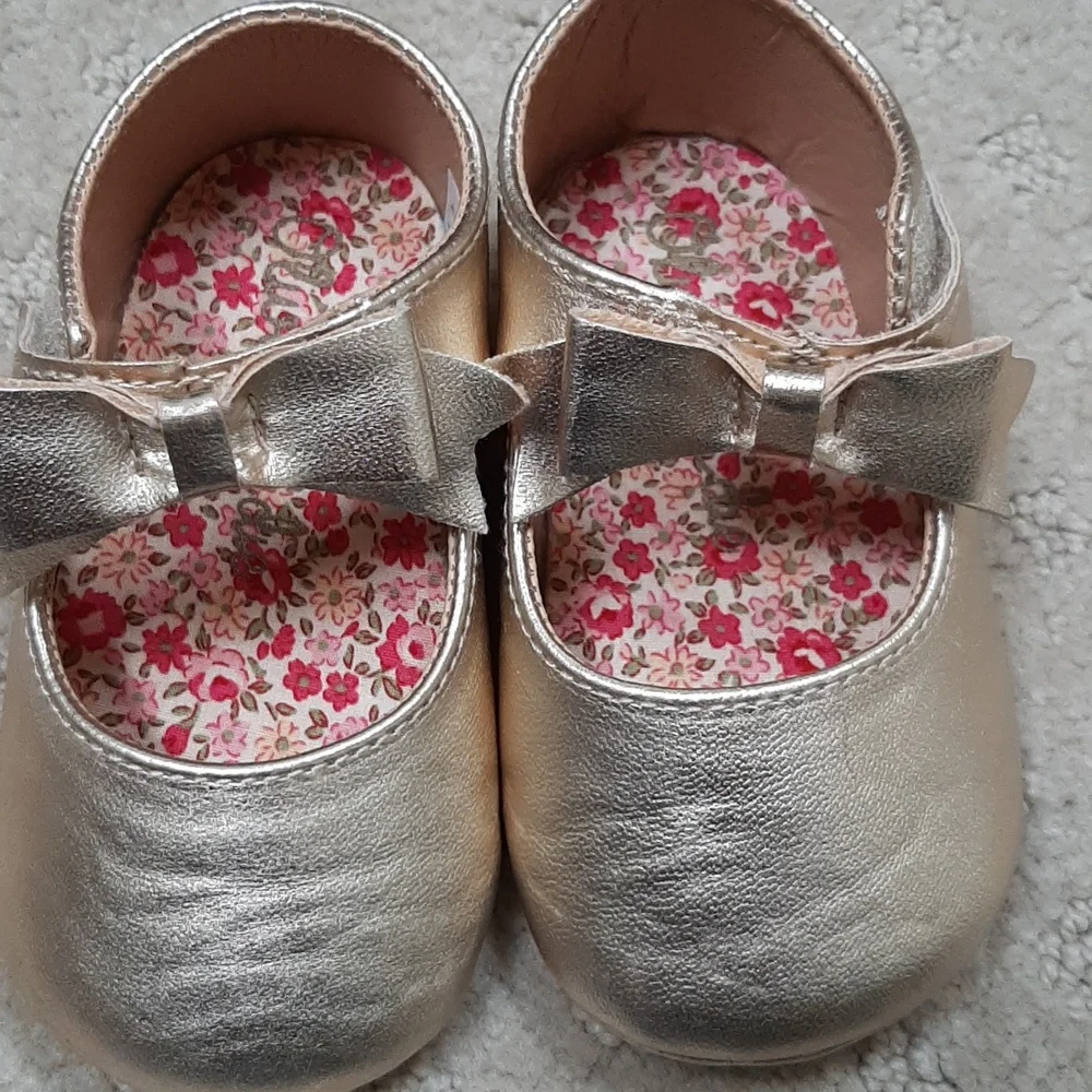 Gold Toddler Shoes with Bow